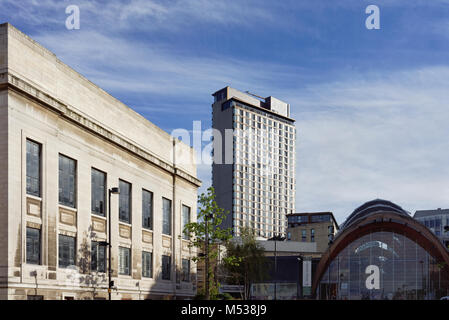 UK,South Yorkshire,Sheffield,Tudor Square,Library,St Pauls Tower and the Winter Gardens Stock Photo