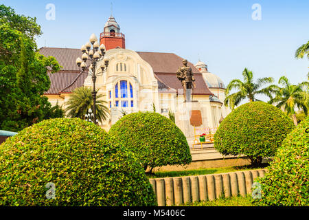 Phetchaburi, Thailand - March 19, 2015: Beautiful Landscape and Architecture of Phra Ramratchaniwet Palace (Wang Ban Peun), former the king Rama 5 pal Stock Photo