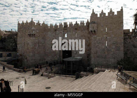 Jerusalem, Israel. 20th February, 2018. A watchtower type of structure is close to final stages of construction at the Damascus Gate, the main entrance into the Muslim Quarter of Jerusalem’s Old City. Following the eruption of violence in the area in 2017 and a long history of Palestinian stabbing attempts against security forces, the new structure will enable police to continuously monitor activity at the gate while minimizing friction and danger to the officers themselves. Credit: Nir Alon/Alamy Live News Stock Photo