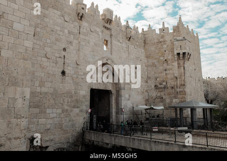 Jerusalem, Israel. 20th February, 2018. A watchtower type of structure is close to final stages of construction at the Damascus Gate, the main entrance into the Muslim Quarter of Jerusalem’s Old City. Following the eruption of violence in the area in 2017 and a long history of Palestinian stabbing attempts against security forces, the new structure will enable police to continuously monitor activity at the gate while minimizing friction and danger to the officers themselves. Credit: Nir Alon/Alamy Live News Stock Photo