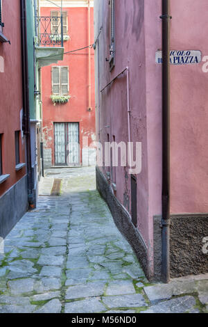 Vicolo della Piazza, a colorful alley in Varzi, Oltrepò pavese, province of Pavia, Lombardy, northern Italy Stock Photo