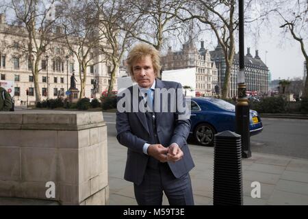 London, UK. 21st Feb, 2018. Starting today, the Supreme Court is hearing an appeal from Pimlico Plumbers chief executive Charlie Mullins. The case centres on Gary Smith, a plumber who worked for the company for nearly six years, and his right to claim ‘worker’ status even though his contract says he was ‘self-employed’. Credit: Clickpics/Alamy Live News Stock Photo