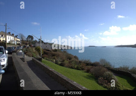 Glandore Harbour, West Cork, Ireland, 21st February, 2018. Irish Weather: A fantastic day in Glandore which is a lovely village on the Wild Atlantic Way in West Cork. Credit: aphperspective/Alamy Live News Stock Photo