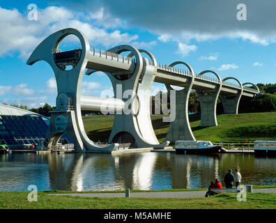 Falkirk Wheel, a rotating boat lift opened in 2002 to connect the Forth and Clyde Canal with the Union Canal 79ft below, on the west edge of Falkirk,  Stock Photo