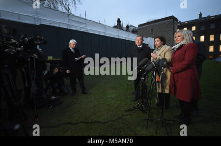 Sinn Fein's vice president Michelle O'Neill (right) and Sinn Fein's president Mary Lou McDonald (centre) and Conor Murphy (left) speaking to the media on College Green in Westminster, London. Stock Photo