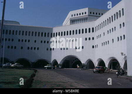 Cuffe Parade, Mumbai, Maharashtra, India Stock Photo - Alamy