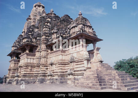 Vishvanatha Hindu Temple At Khajuraho Stock Photo - Alamy