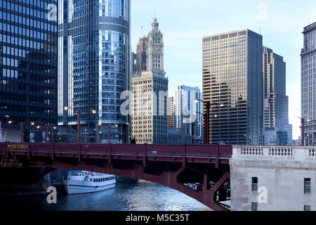 State Street bridge over Chicago River, Chicago, Illinois, USA Stock Photo