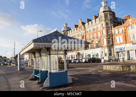 WEYMOUTH, DORSET, UK - DECEMBER 26, 2017. View of the Victorian Royal Hotel along the Esplanade promenade with a shelter in the foreground, Weymouth,  Stock Photo