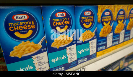 Boxes of Kraft Heinz' Macaroni and Cheese are seen in a supermarket in New York on Thursday, February 15, 20182. Kraft Heinz is scheduled to release its fourth-quarter earnings on Friday prior to the bell. (Â© Richard B. Levine) Stock Photo