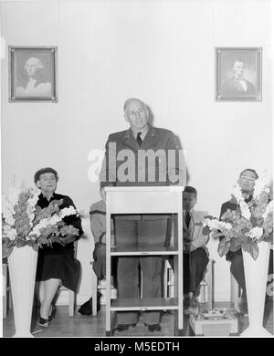 Grand Canyon Historic New Schoolhouse Dedication   DEDICATION OF NEW SCHOOL BUILDING AT GRAND CANYON SCHOOL, MARCH 26, 1953.  GUEST SPEAKER SUPERINTENDENT H.C. BRYANT.    CIRCA 1953. Stock Photo