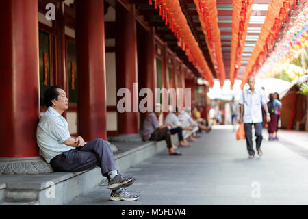 Scene from Chinatown in Singapore at chinese new year Stock Photo