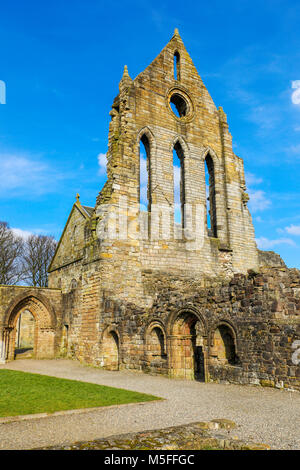 12th Century Kilwinning Abbey, built and occupied by Tironensian Monks from Kelso and was then used as a Presbyterian Parish Church, Kilwinning, Stock Photo