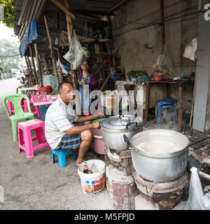 poverty in the suburbs in Bangkok, Thailand Stock Photo