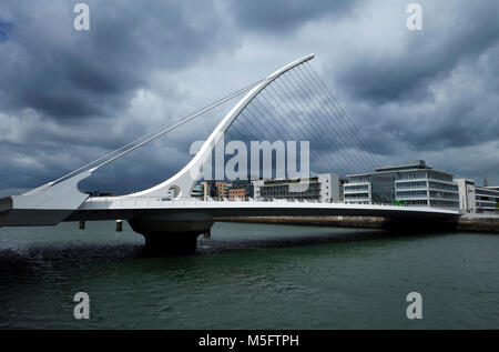 The Samuel Beckett Bridge is designed by Santiago Calatrava, a designer of a number of innovative bridges and buildings. The cable-stayed bridge joins