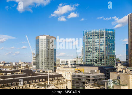 Angel Court in the City of London Bank Conservation Area and Stock Exchange Tower, EC2, London's financial district Stock Photo