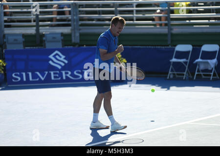 Delray Beach, Florida, USA. 23rd Feb, 2018. Peter GOJOWCZYK of Germany in action during the quarterfinal round at the Delray Beach Open in Delray Beach, FL Credit: Mauricio Paiz/Alamy Live News Stock Photo