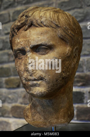 Augustus (Gaius Julius Caesar Octavianus) (63 BC-14 AD). Roman Emperor. Portrait of the Primaporta type. The beard was added in Late Antiquity. 1st century, remodeled between the 3rd and 4th centuries. Roman-Germanic Museum. Cologne. Germany. Stock Photo