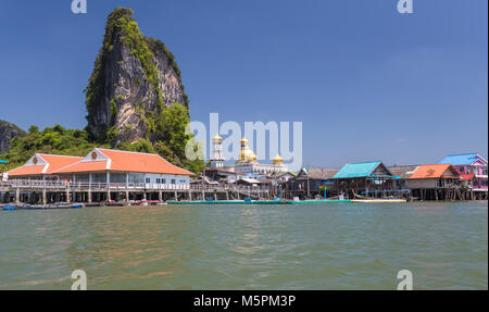 Ko Panyi is a fishing village in Phang Nga Province, Thailand, notable for being built on stilts by Indonesian fishermen with a population of 360 fami Stock Photo