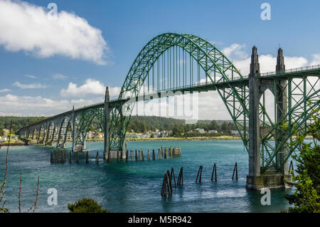 Yaquina Bay Bridge allows US 101 to cross the Yaquina RIver and estuary,  Newport, Oregon Stock Photo