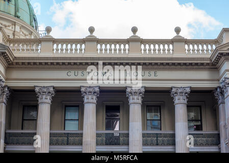 Customs House, Brisbane, Queensland.  Former customs house building on the banks of the River Brisbane in Australia.  Building is no longer in use by  Stock Photo