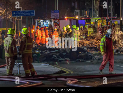 Leicester, UK. 26th Feb, 2018. Fire Crews At The Scene Of The Explosion On Hinckley Road In Leicester 25th February 2018. The Shop Explosion On Hinckley Road In Leicester Sunday 25th February 2018. Credit: David Morton/Alamy Live News Stock Photo