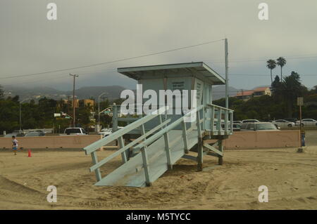 Lifeguard Stand On Malibu Beach. Architecture Nature Landscape. July 4, 2017. Malibu California USA EEUU. Stock Photo