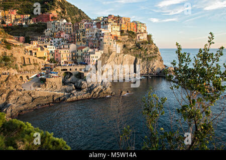The beautiful village of Manarola in the Cinque Terre at sunset, Liguria, Italy Stock Photo
