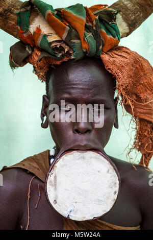 Woman from the Mursi tribe ( Ethiopia Stock Photo - Alamy