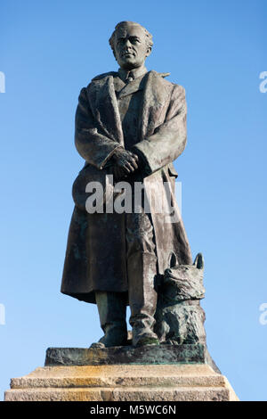 Scott Memorial, the statue of Robert Falcon Scott, in Portsmouth Historic Dockyard / Historical Dockyards. UK. Scott & his companions perished in 1912 Stock Photo