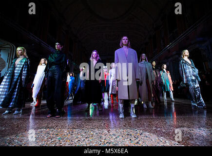 Milan, Italy. 26th Feb, 2018. Models present creations of RICOSTRU Autumn/Winter 18/19 women's collection during Milan Fashion Week in Milan, Italy, Feb. 26, 2018. Credit: Jin Yu/Xinhua/Alamy Live News Stock Photo