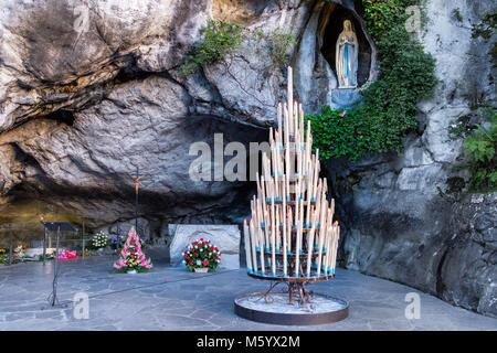 Place of the Apparition of the Virgin Mary, pilgrim at the Grotto ...