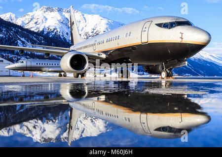 Russian standart Vodka 737 far away from his homebase Moscow at Engadin Airport in Samedan/Switzerland 03.01.2016 Stock Photo