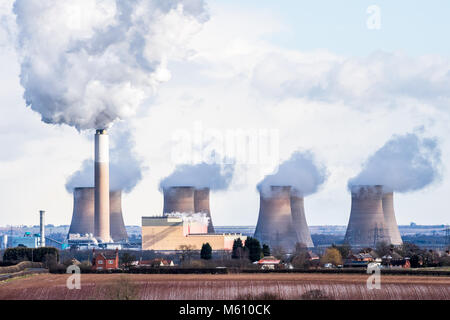 Cottam, Retford, Nottinghamshire, UK. 27th. February 2018. Cottam coal fired power station in Nottinghamshire working at full capacity during the cold winter period made worst by the Beast from the East. Alan Beastall/Alamy Live News. Stock Photo