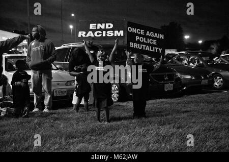 RELEASE DATE: August 11, 2017 TITLE: Whose Streets? STUDIO: Magnolia Pictures DIRECTOR: Sabaah Folayan PLOT: Whose Streets? is an unflinching look at how the killing of 18-year-old Mike Brown inspired a community to fight back and sparked a global movement STARRING: Lezley McSpadden, Michael Brown Sr., David Whitt. (Credit Image: © Magnolia Pictures/Entertainment Pictures) Stock Photo