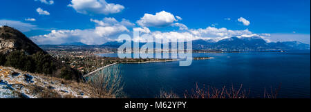 Panoramic view of lake Garda from Manerba Stock Photo