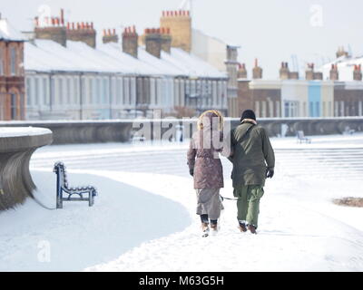 Sheerness, Kent, UK. 28th Feb, 2018. UK Weather: a sunny but very cold day with increasing winds in Sheerness after heavy snowfall overnight. Credit: James Bell/Alamy Live News Stock Photo