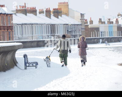 Sheerness, Kent, UK. 28th Feb, 2018. UK Weather: a sunny but very cold day with increasing winds in Sheerness after heavy snowfall overnight. Credit: James Bell/Alamy Live News Stock Photo