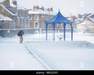 Sheerness, Kent, UK. 28th Feb, 2018. UK Weather: a sunny but very cold day with increasing winds in Sheerness after heavy snowfall overnight. Credit: James Bell/Alamy Live News Stock Photo