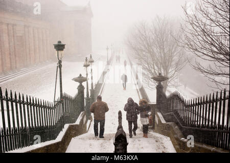 Edinburgh, Scotland. 28th of February 2018. UK weather: Snow showers due to 'Beast from the East' on city of Edinburgh. Stairs leading to National gallery. The expectations for the day are more snow showers because of the weather fenomenon 'Beast from the East'. Credit: Pep Masip/Alamy Live News Stock Photo