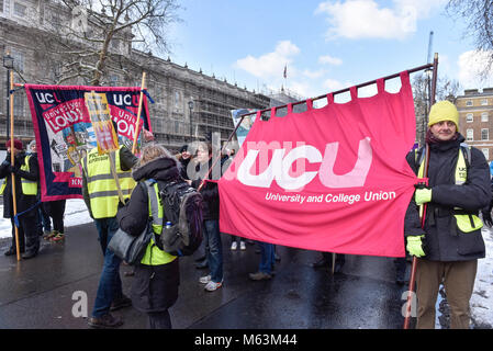 London, UK.  28 February 2018.  Members of the University College Union (UCU) march through central London to protest against cuts to their pensions.  Credit: Stephen Chung / Alamy Live News Stock Photo