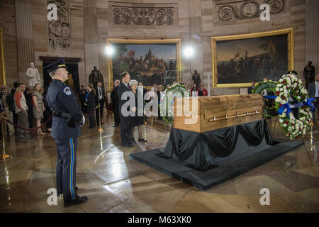 Washington, DC February 28, 2018, USA:Supreme Court Justice Samuel Alito and his wife Mary Bomgardner pay their repects at Reverand Billy Graham's coffiin which is 'Laying in Honor in the US Capitol Rotunda in Washington DC. Patsy Lynch/MediaPunch Stock Photo