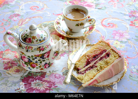 Afternoon tea at Heavenly cafe-chocolatier, Llandeilo, Carmarthenshire, Wales Stock Photo