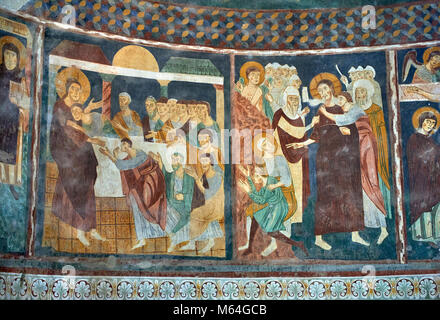 Interior Byzantine Romanesque style Christian frescoes of biblical scenes, Santissima Trinita di Saccargia, consecrated 1116 AD, Codrongianos, Sardini Stock Photo