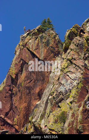 Rock climbing on cliff, Eldorado Canyon State Park, Colorado Stock Photo