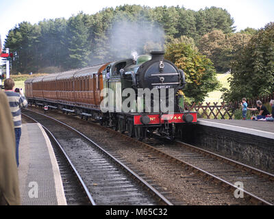 LNER loco 1744 Cuffley with quad-arts approaching Weybourne from Sheringham, North Norfolk railway Stock Photo