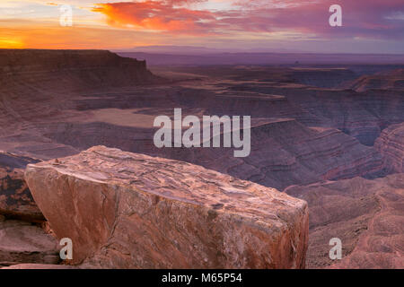 Dawn, Muley Point, The Goosenecks, Glen Canyon National Recreation Area, Utah Stock Photo