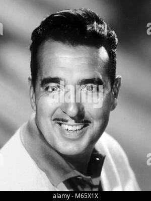 TENNESSEE ERNIE FORD (1919-1991) Promotional photo of American singer and TV host Stock Photo