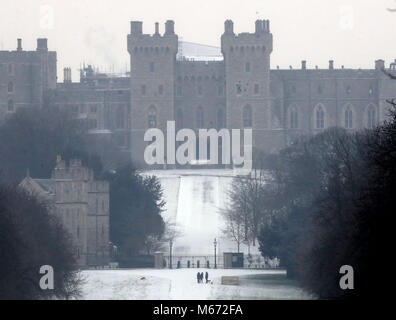 Snow sits on the Long Walk at Windsor Castle, Berkshire, as storm Emma, rolling in from the Atlantic, looks poised to meet the Beast from the East's chilly Russia air - causing further widespread snowfall and bitter temperatures. Stock Photo