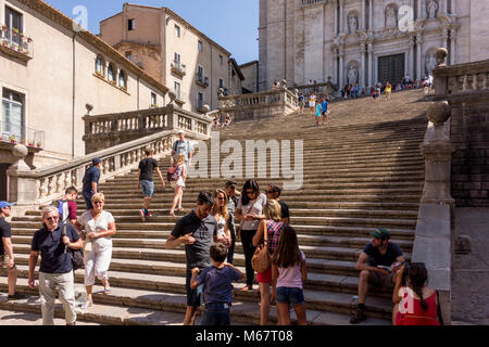 Tourists on the steps leading to La Catedral de Girona (Girona Cathedral), Catalonia, Spain Stock Photo
